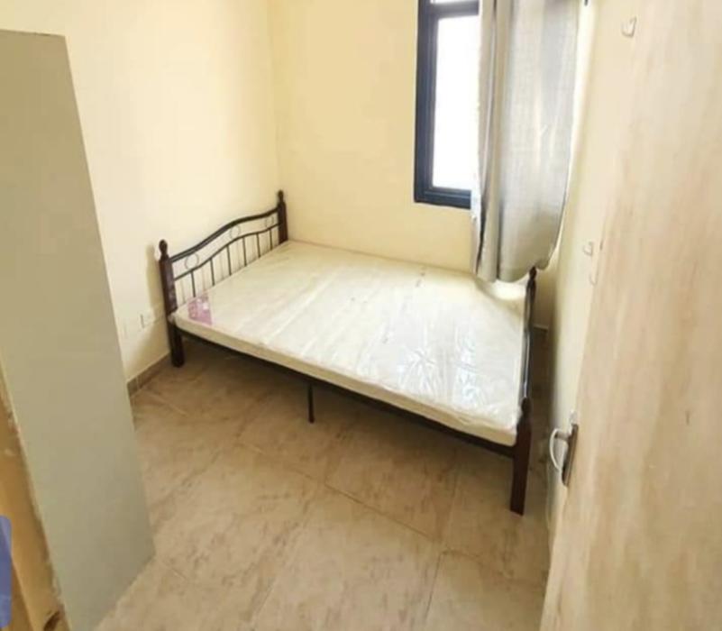 Couple room